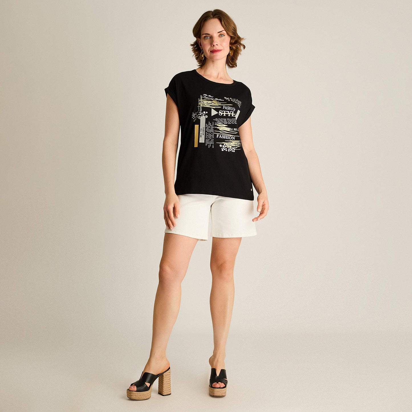 Polera Negro Manga Corta Elasticidad Media Sin Forro Calce Normal