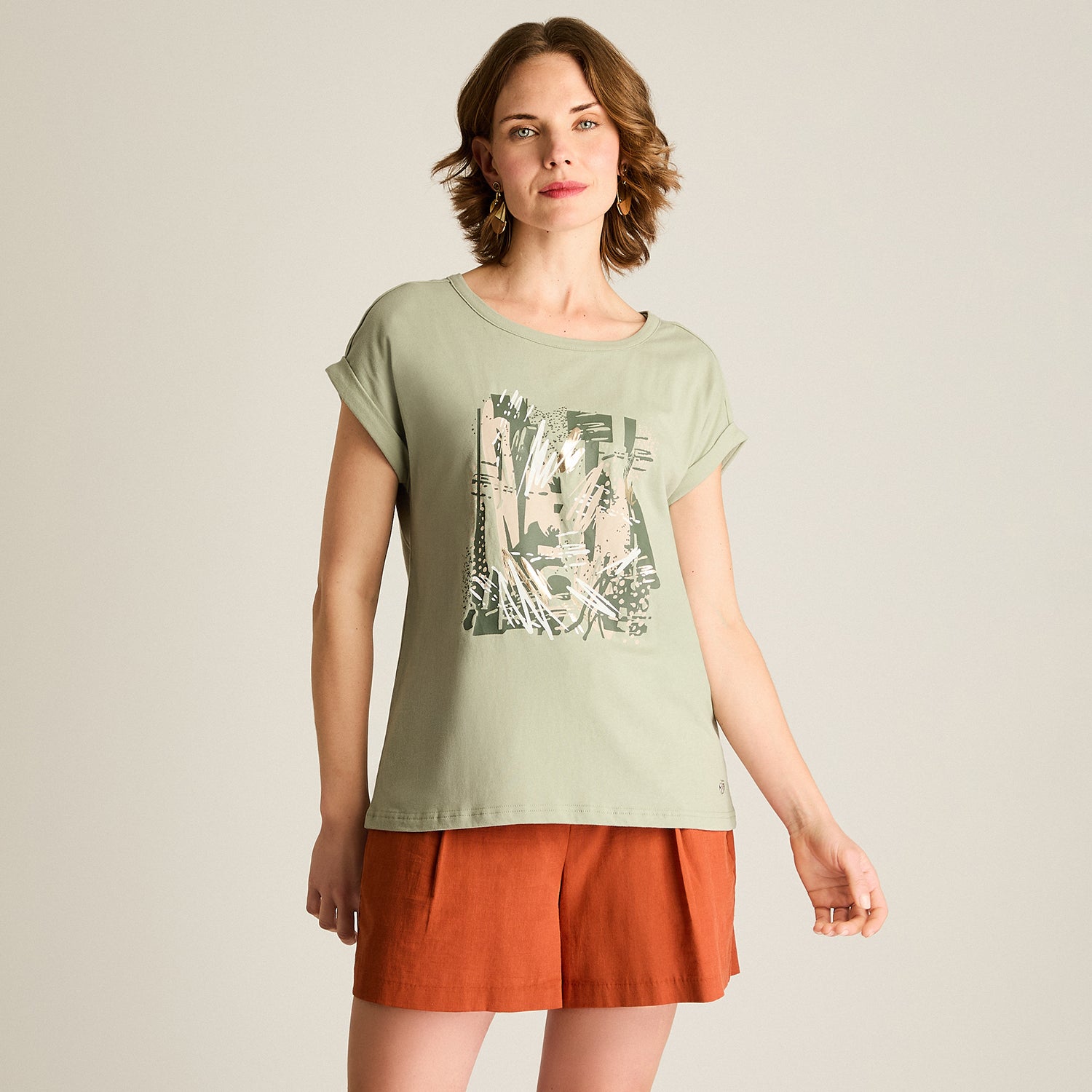 Polera Menta Manga Corta Elasticidad Media Sin Forro Calce Normal