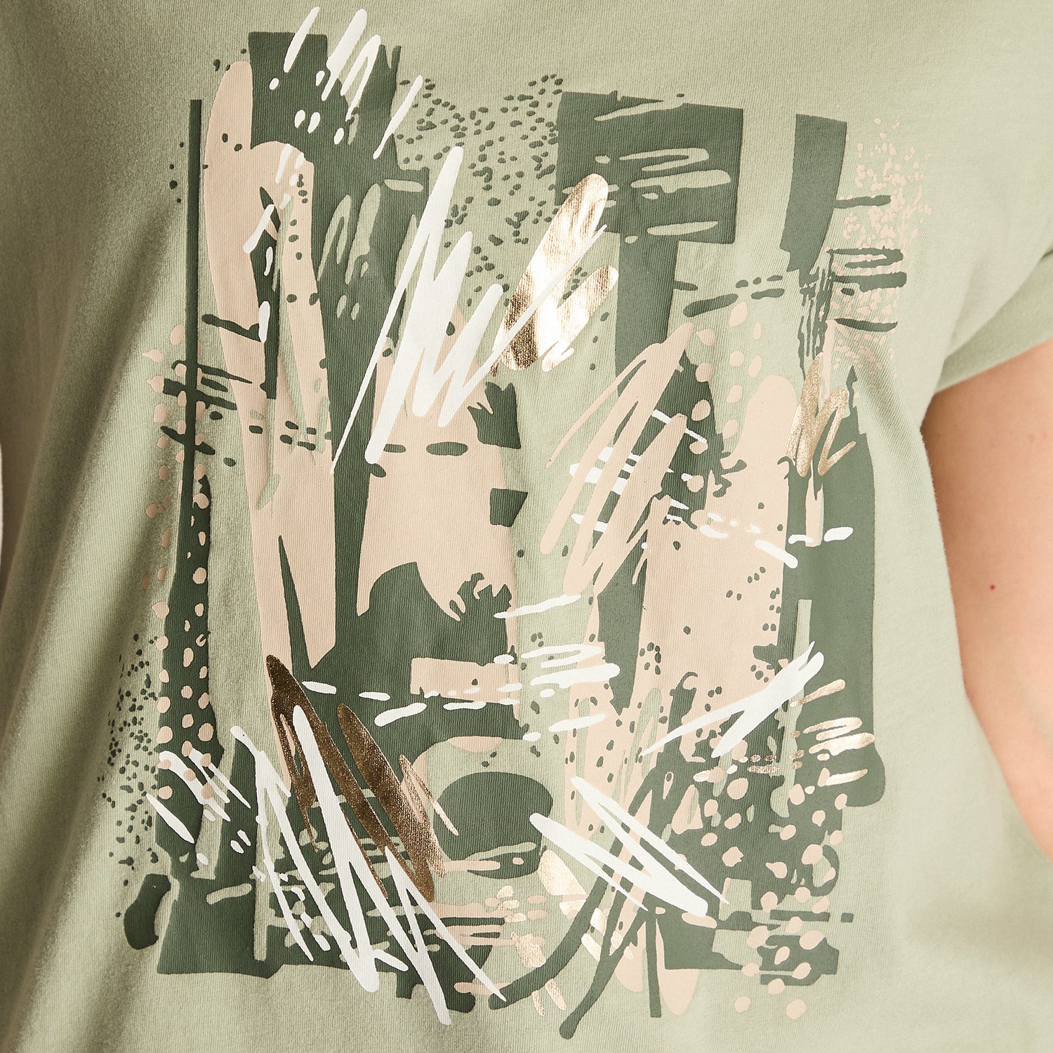 Polera Menta Manga Corta Elasticidad Media Sin Forro Calce Normal