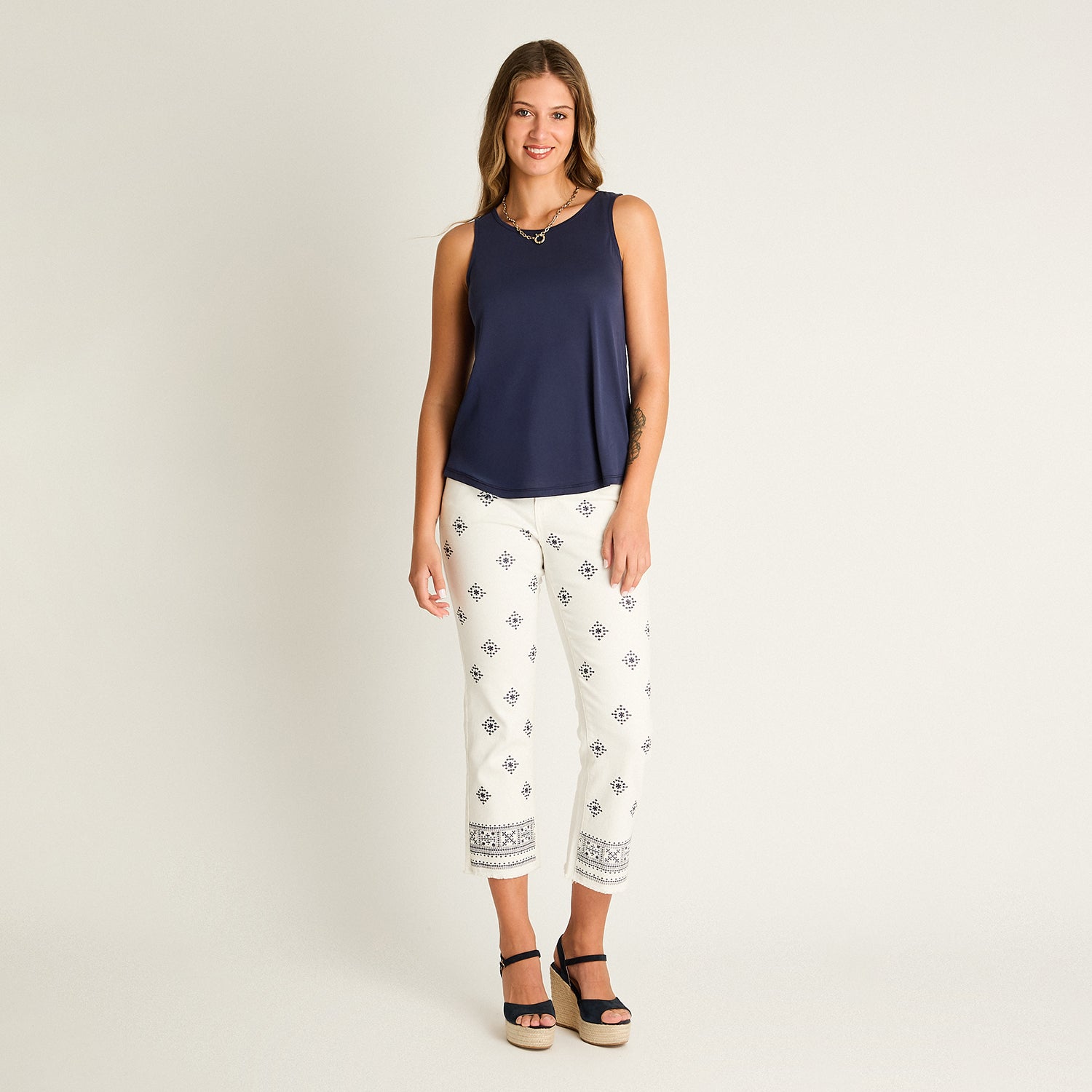 Polera Azul Sin Mangas Elasticidad Media Sin Forro Calce Holgado