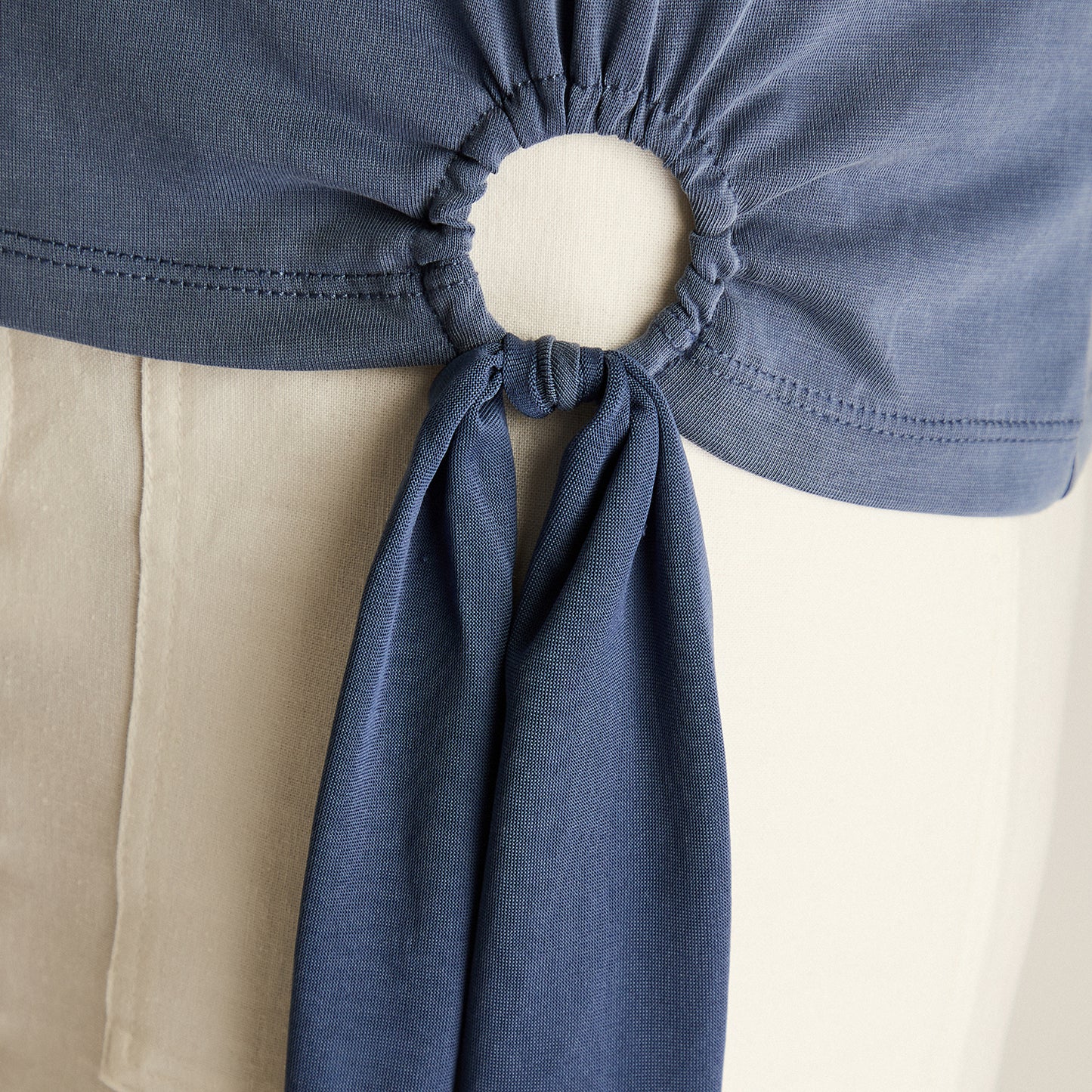 Polera Beige a Rayas con Manga Larga