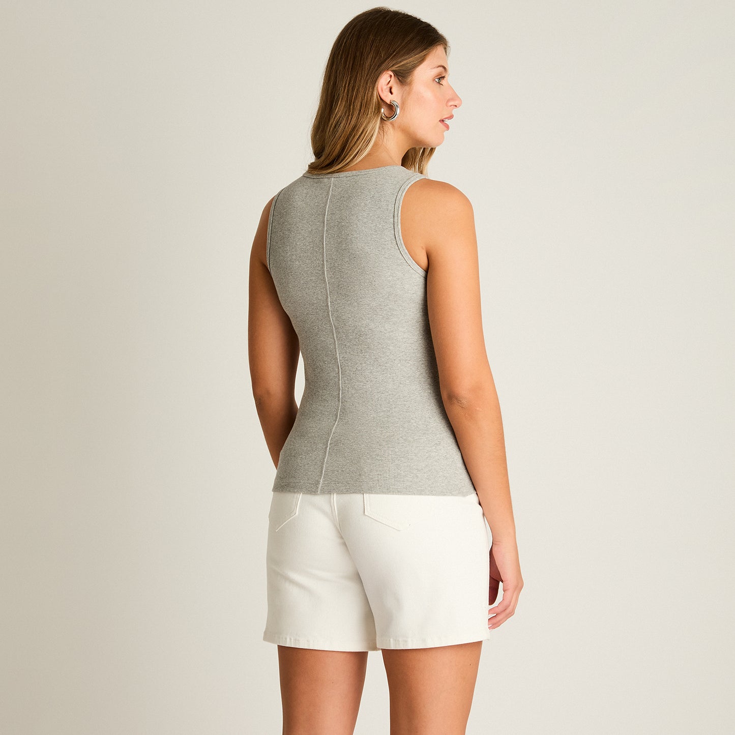 Polera Gris Sin Mangas Elasticidad Media Sin Forro Calce Ajustado