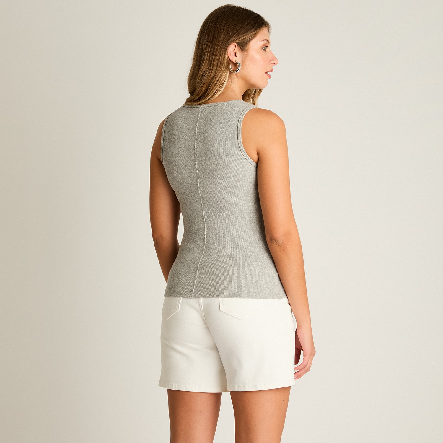 Polera Gris Sin Mangas Elasticidad Media Sin Forro Calce Ajustado