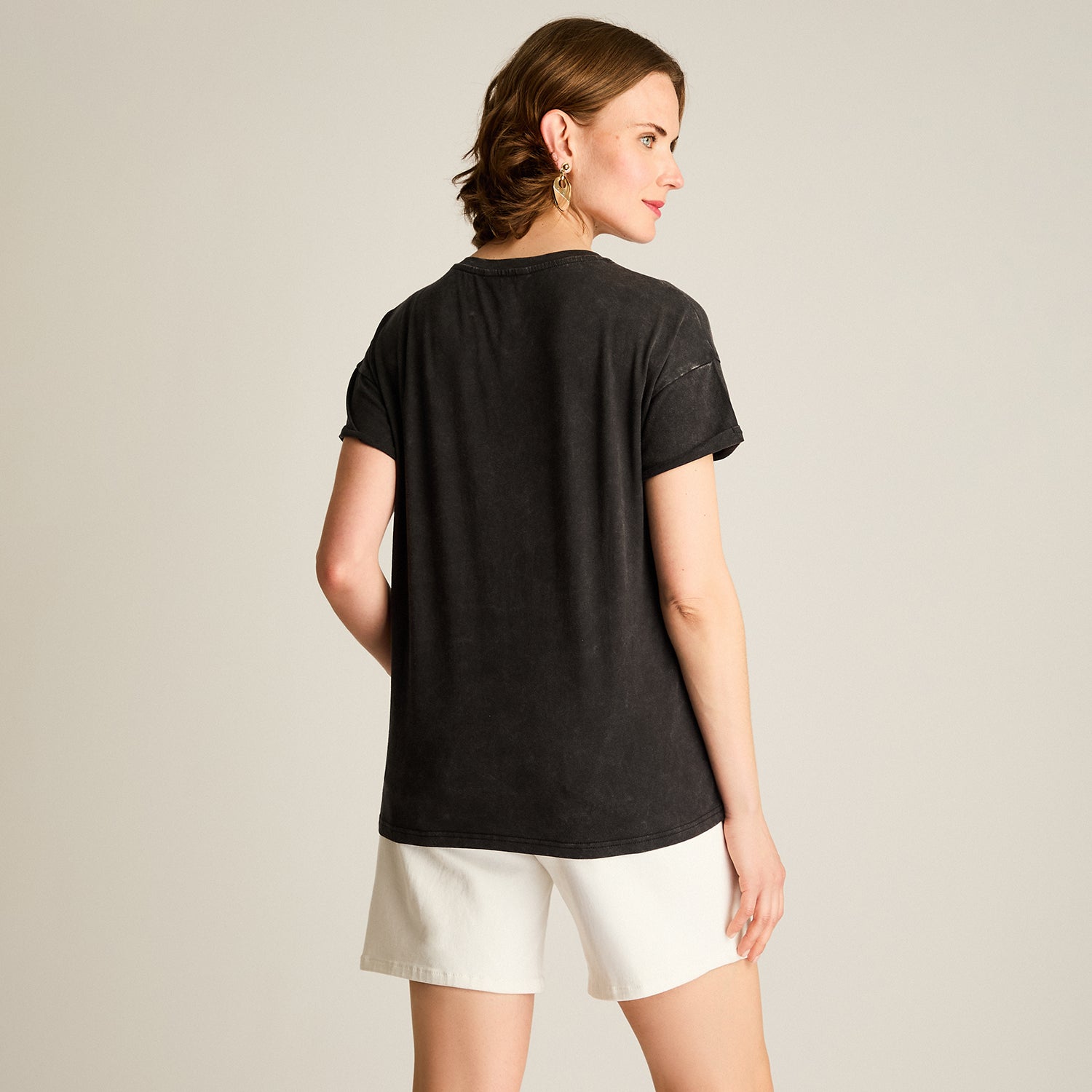 Polera Gris con Estampado Frontal