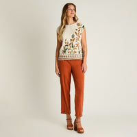 Polera Arena Manga Corta Baja elasticidad Sin Forro Calce Normal