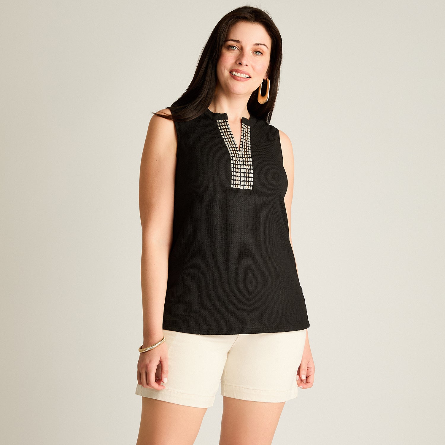 Polera Negro Sin Mangas Elasticidad Media Sin Forro Calce Normal