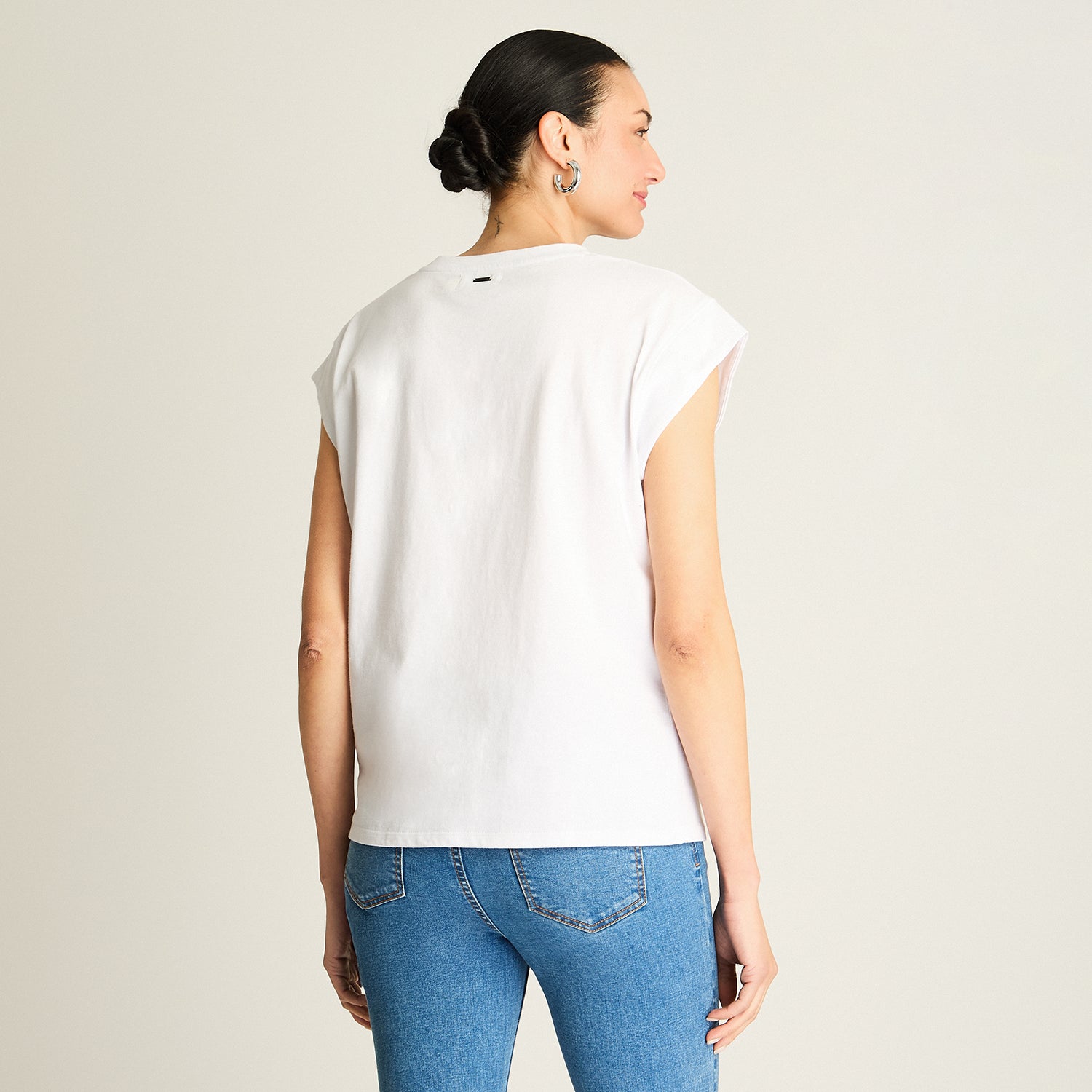 Polera Blanca Manga Corta Estampado Tigre 'Keep It Wild'