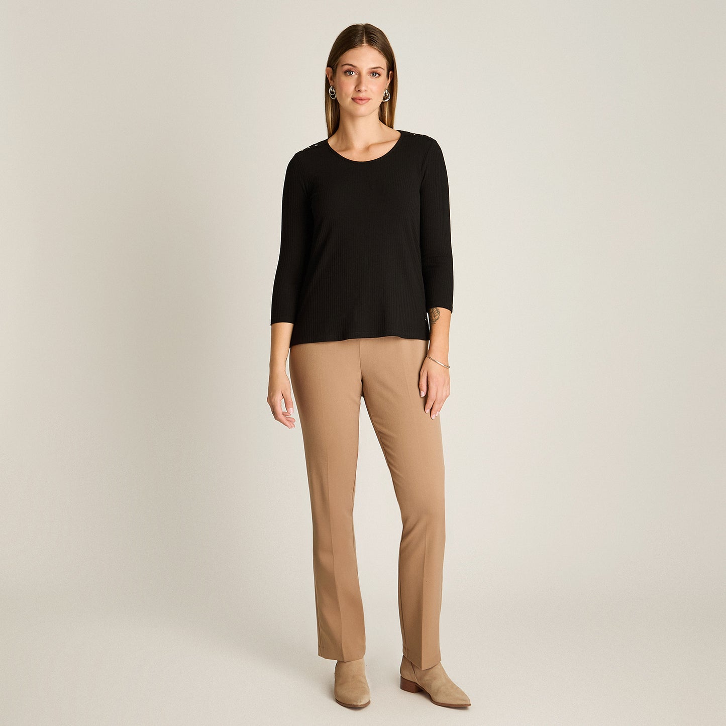 Polera Negro Manga 3/4 Elasticidad Media Sin Forro Calce Normal Tela Plano