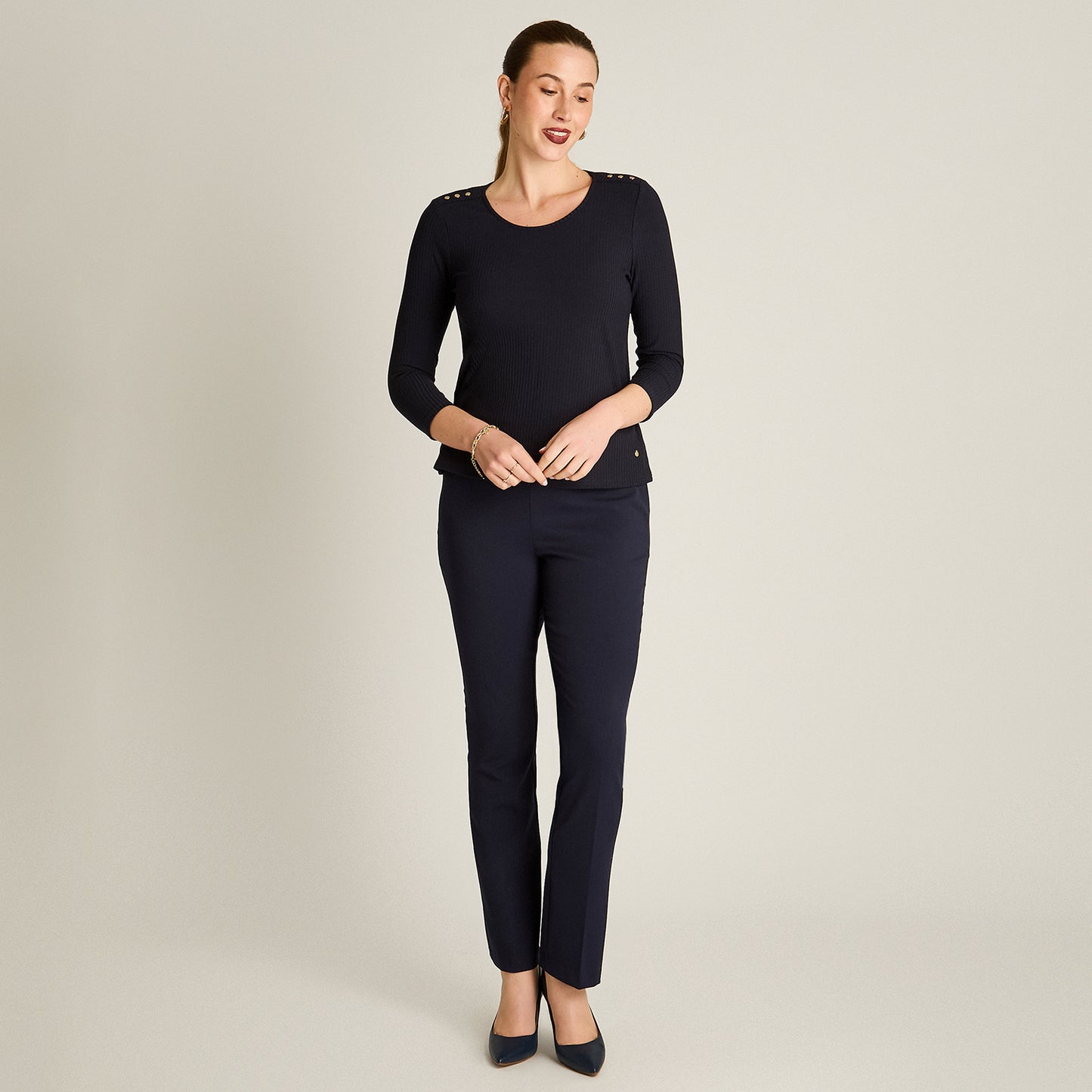 Polera Azul Manga 3/4 Elasticidad Media Sin Forro Calce Normal Tela Plano