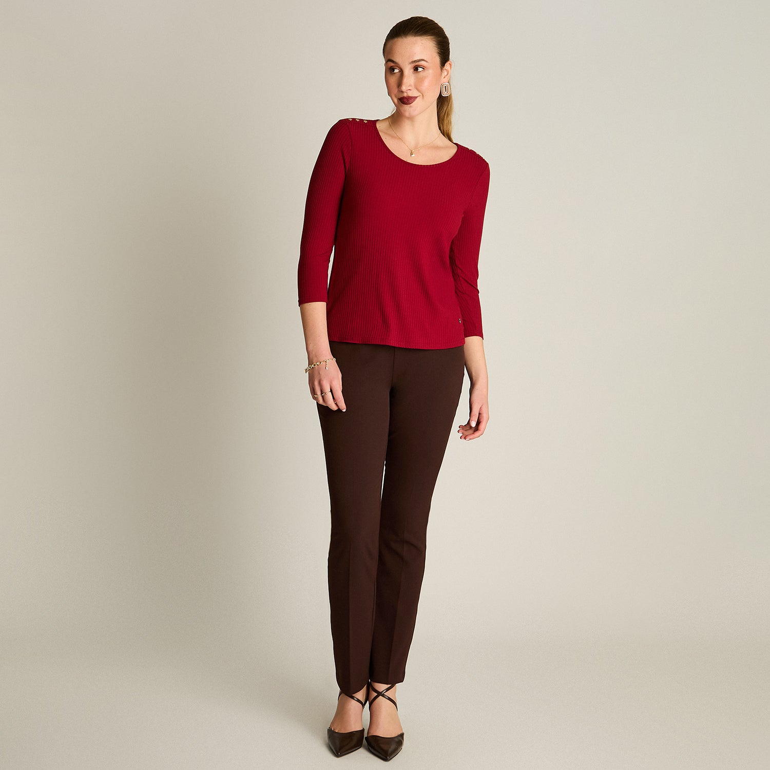 Polera Rojo Manga 3/4 Elasticidad Media Sin Forro Calce Normal Tela Plano