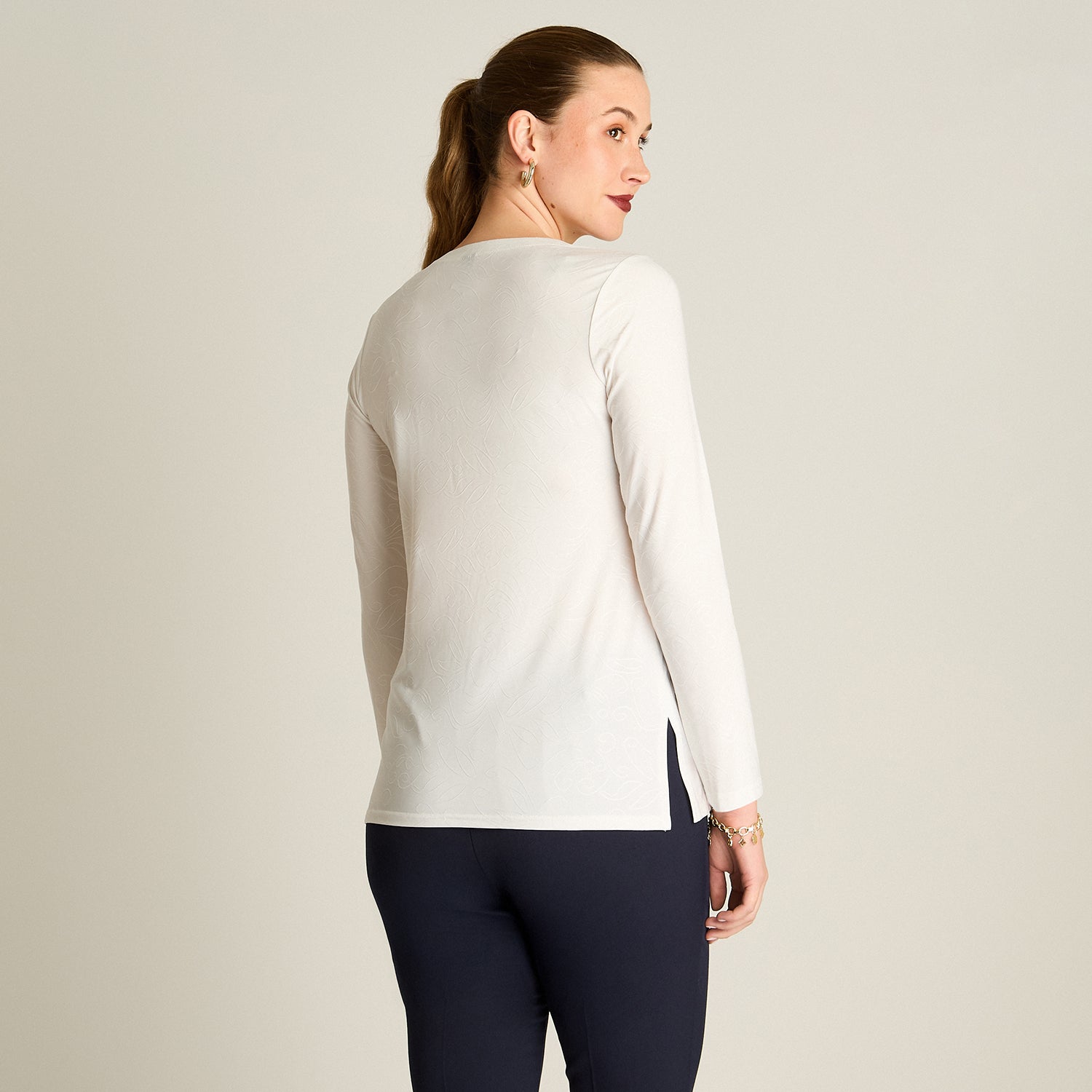 Polera Crudo Manga Larga Elasticidad Media Sin Forro Calce Normal Tela Punto