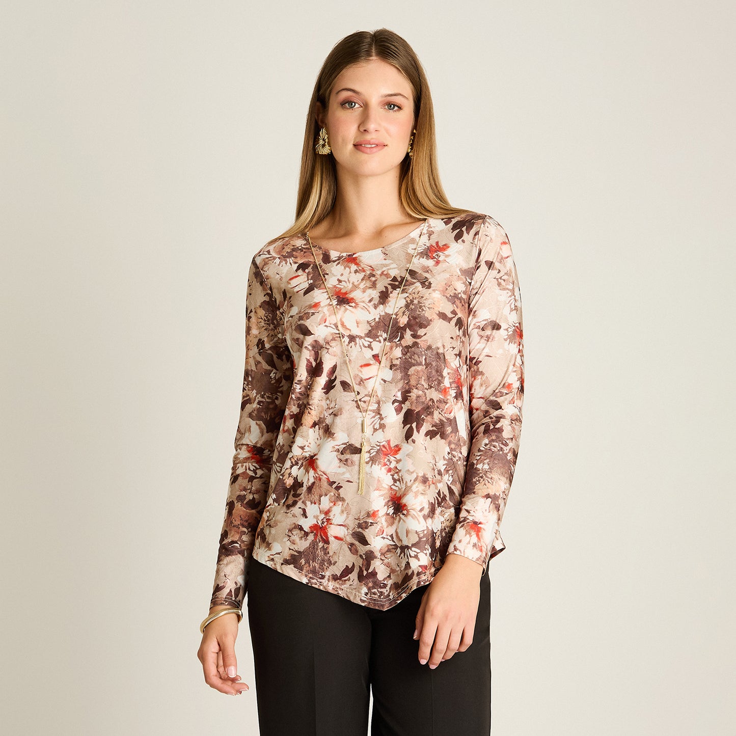 Polera Camel Manga Larga Elasticidad Media Sin Forro Calce Normal Tela Punto