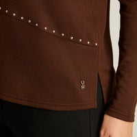 Polera Cafe Manga Larga Elasticidad Media Sin Forro Calce Normal Tela Camant