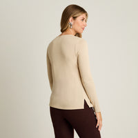 Polera Beige Manga Larga Elasticidad Media Sin Forro Calce Normal Tela Camant