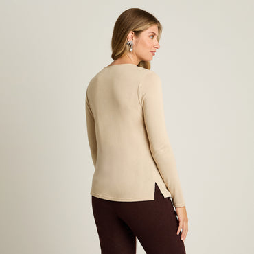 Polera Beige Manga Larga Elasticidad Media Sin Forro Calce Normal Tela Camant