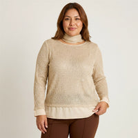 Polera Beige de Lanilla con Lentejuelas y Bufanda Incorporada en modelo plus size