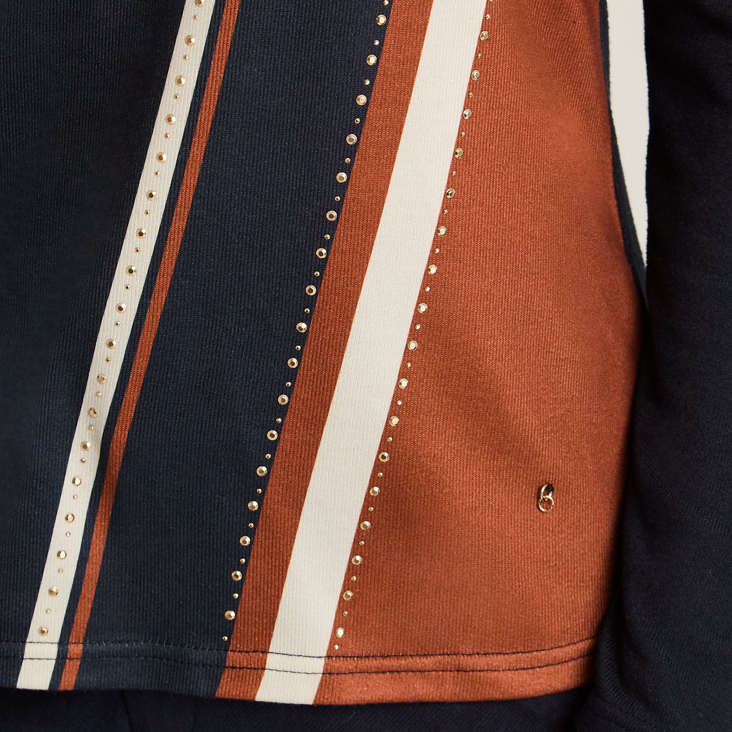 Polera Azul Manga Larga Elasticidad Media Sin Forro Calce Normal Tela Camant