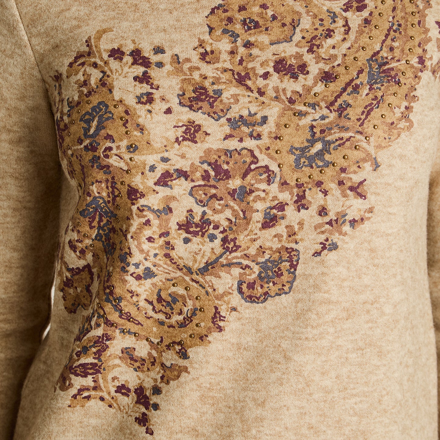 Polera Beige Manga Larga Elasticidad Media Sin Forro Calce Normal Tela Camant