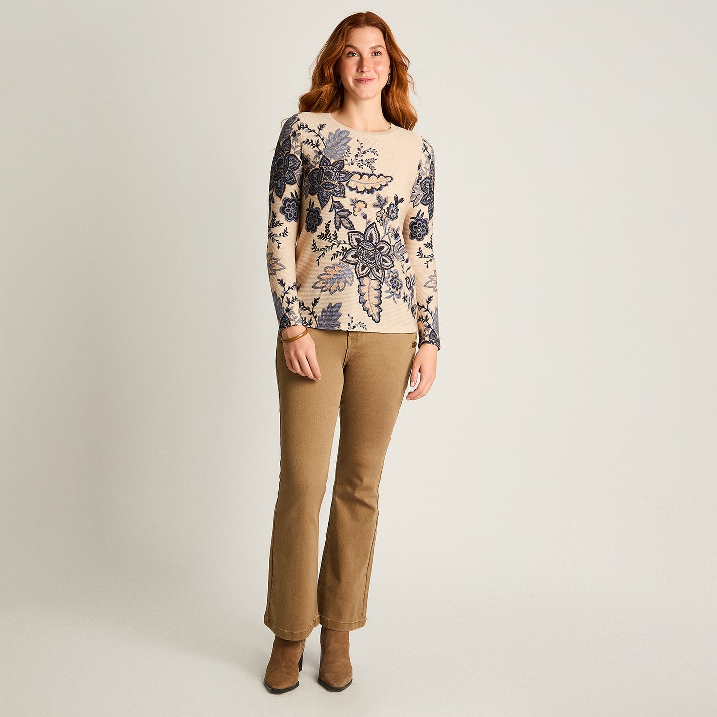 Polera Beige Manga Larga Elasticidad Media Sin Forro Calce Normal Tela Camant