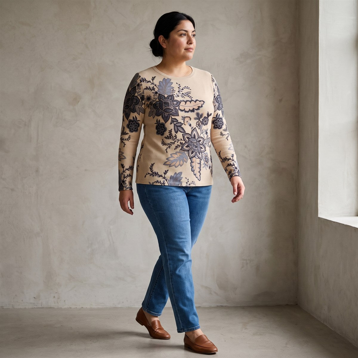 Polera Beige Lanilla Gruesa Manga Larga Estampada lifestyle