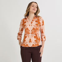 Polera Manga 3/4 Cuello Camisero Estampada Terracota