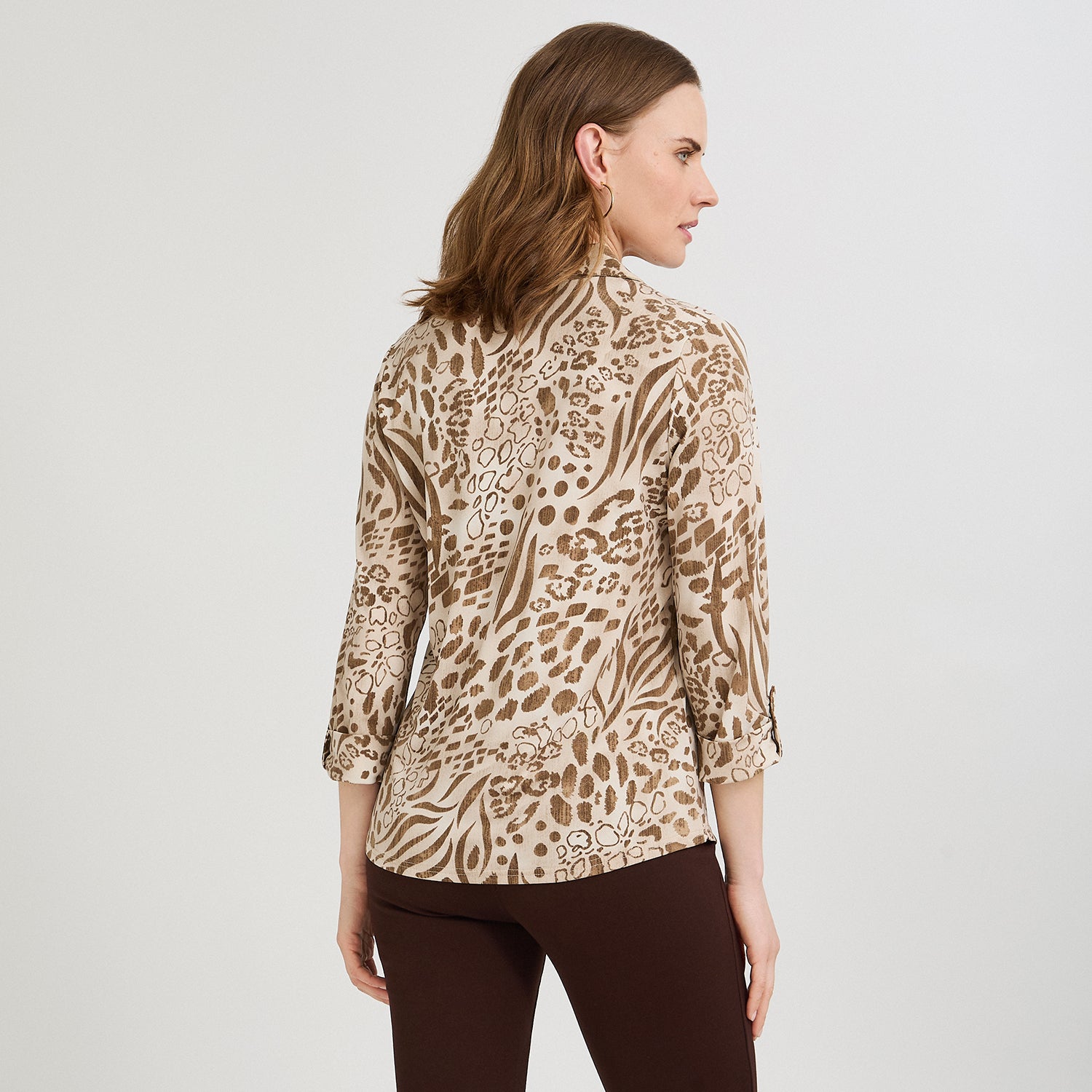 Polera Manga 3/4 Cuello Camisero Estampada Beige