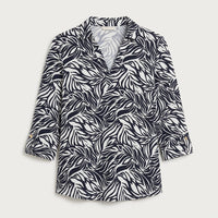 Polera Manga 3/4 Cuello Camisero Estampada Azul en plano