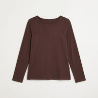 Polera Escote Redondo Lisa Básica Café en plano