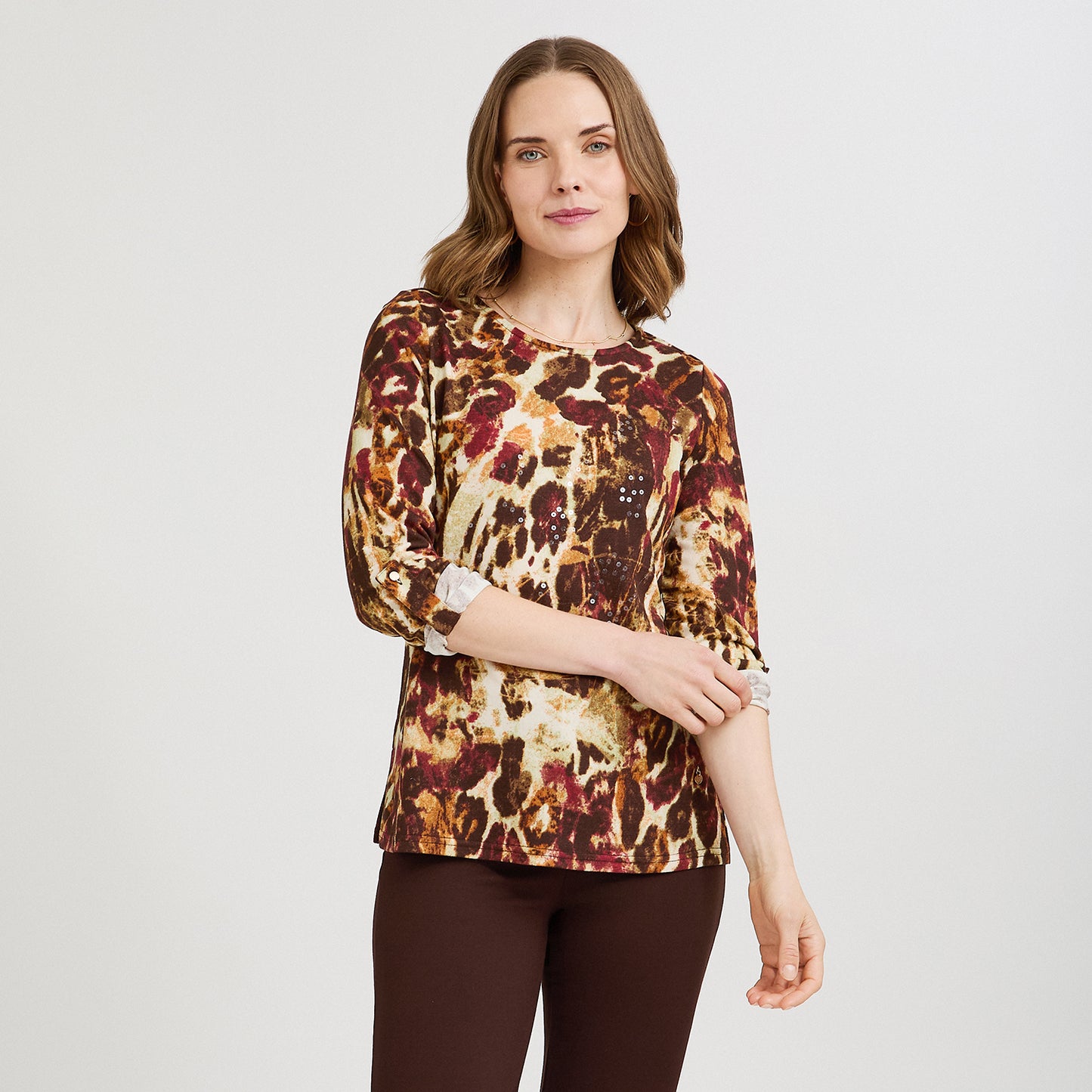 Polera Lanilla Estampada con Aplicación de Lentejuelas Café