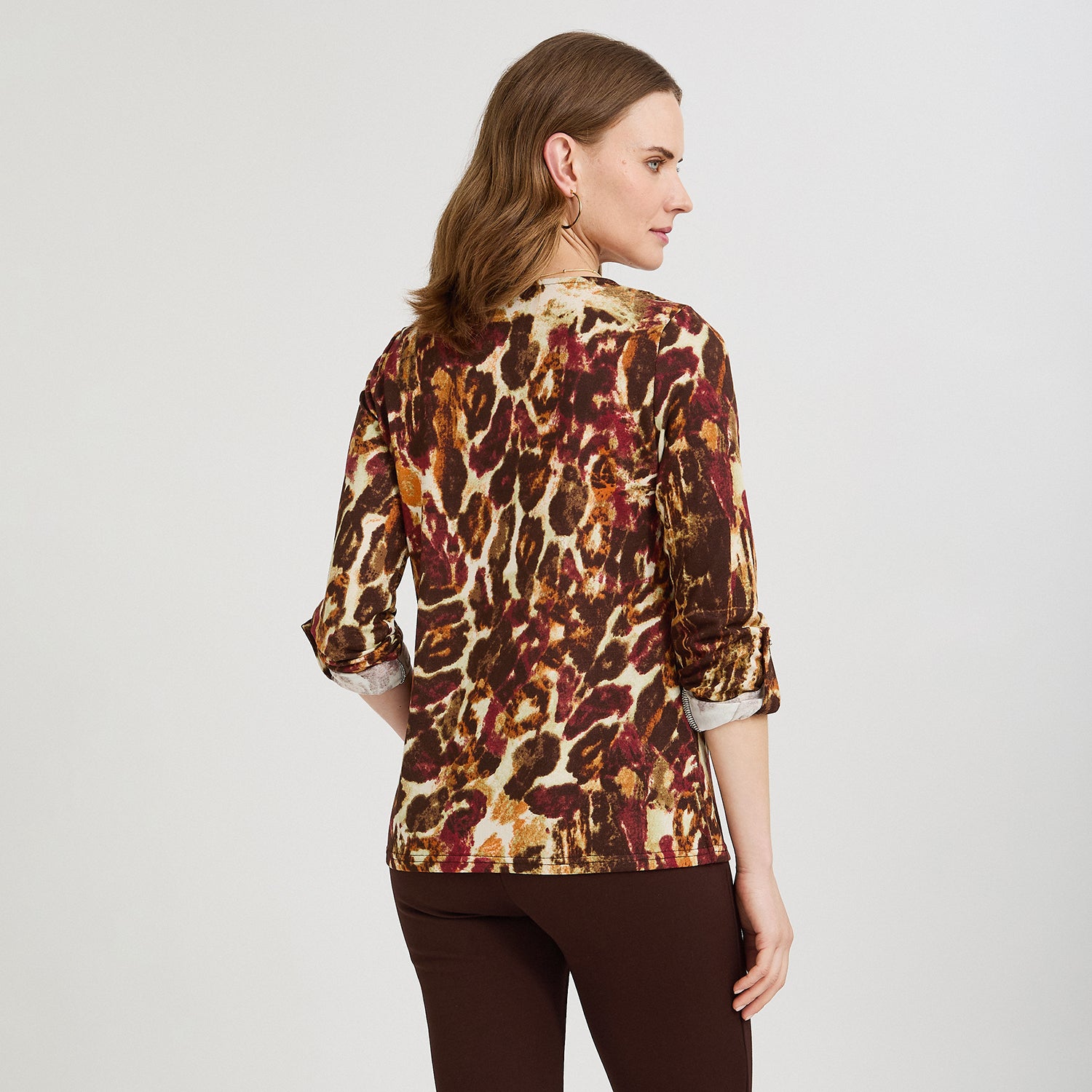 Polera Lanilla Estampada con Aplicación de Lentejuelas Café