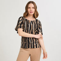 Polera Manga Corta Estampada Negro