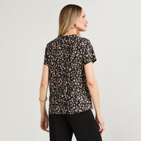 Polera Polyspandex Manga Corta Cuello Mao Estampada Negro