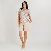 Polera Polyspandex con Aplicación en Escote Camel