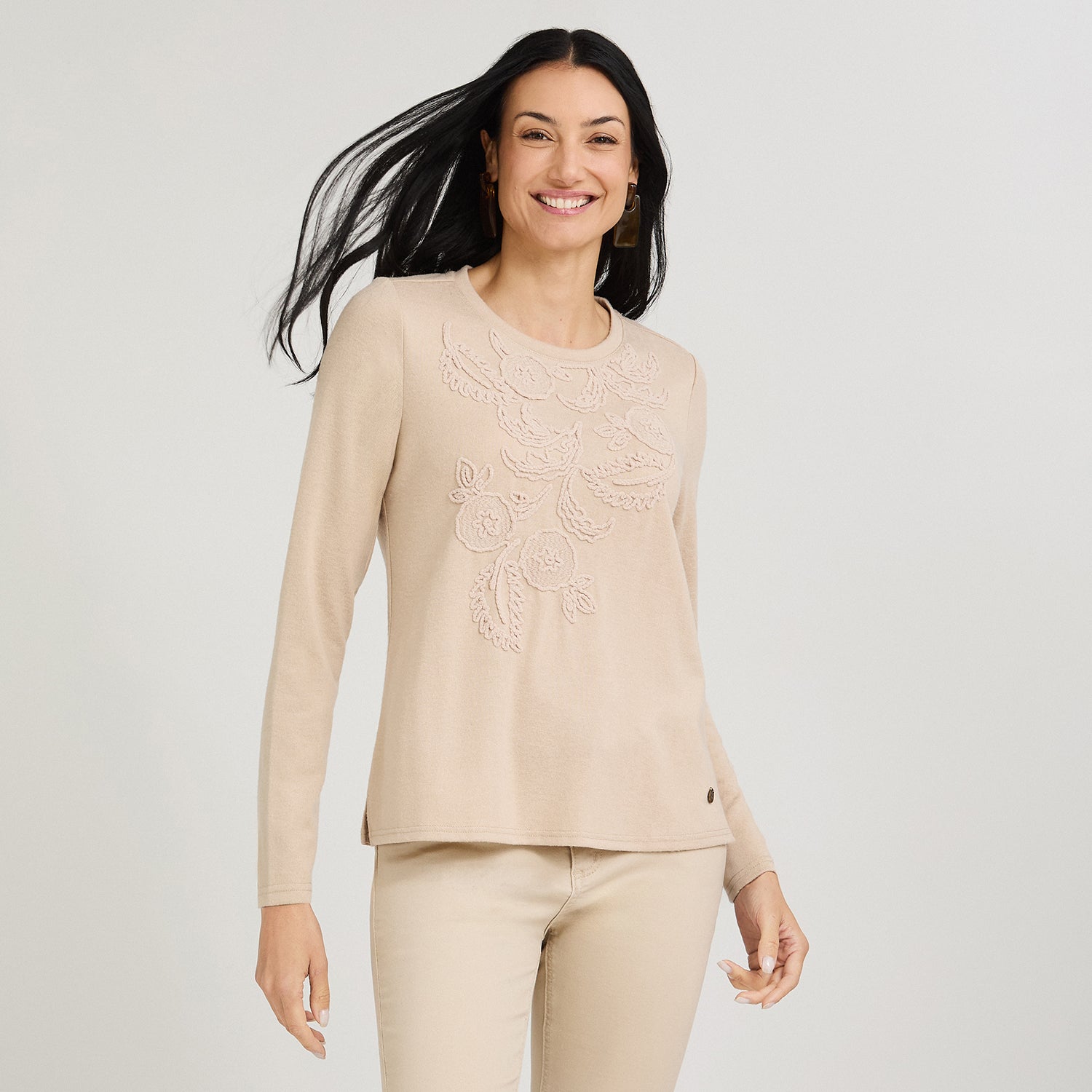 Polera Lanilla con Aplicación Bordada Beige