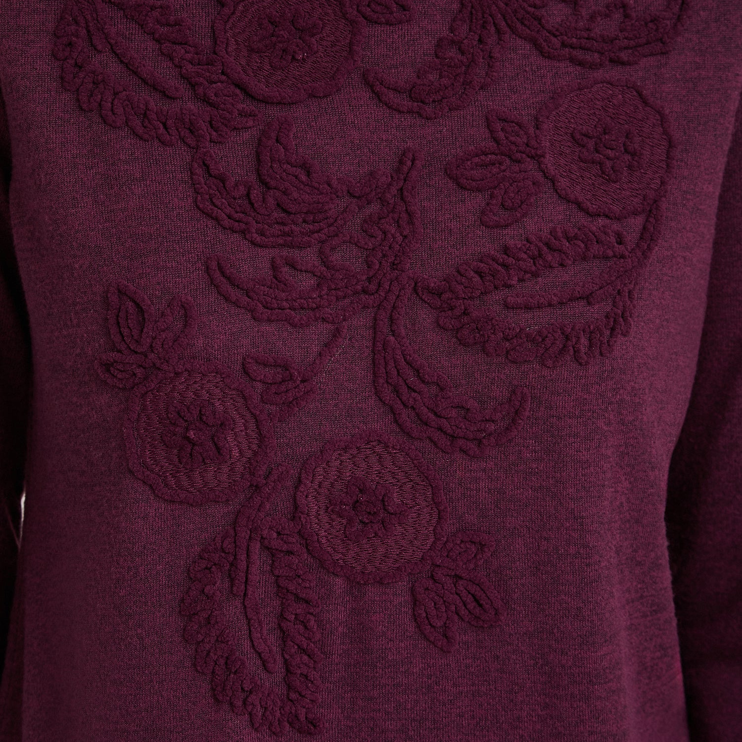 Polera Lanilla con Aplicación Bordada Morado
