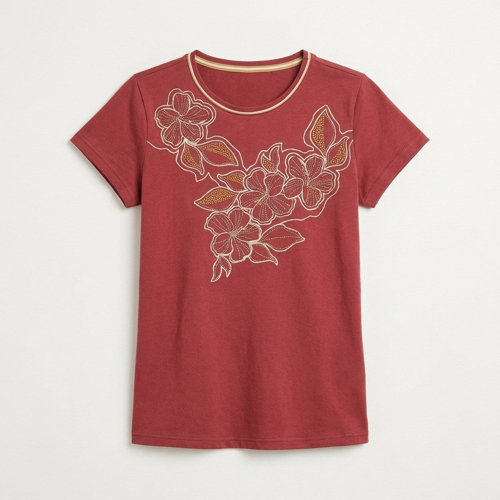 Polera Manga Corta con Estampado Localizado Rojo en plano