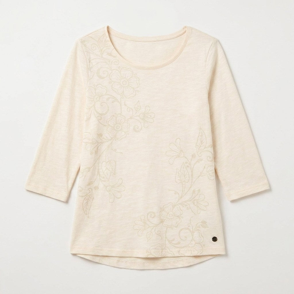 Polera Manga 3/4 con Estampado al Tono Crudo en plano