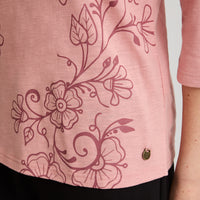 Polera Manga 3/4 con Estampado al Tono Rosado