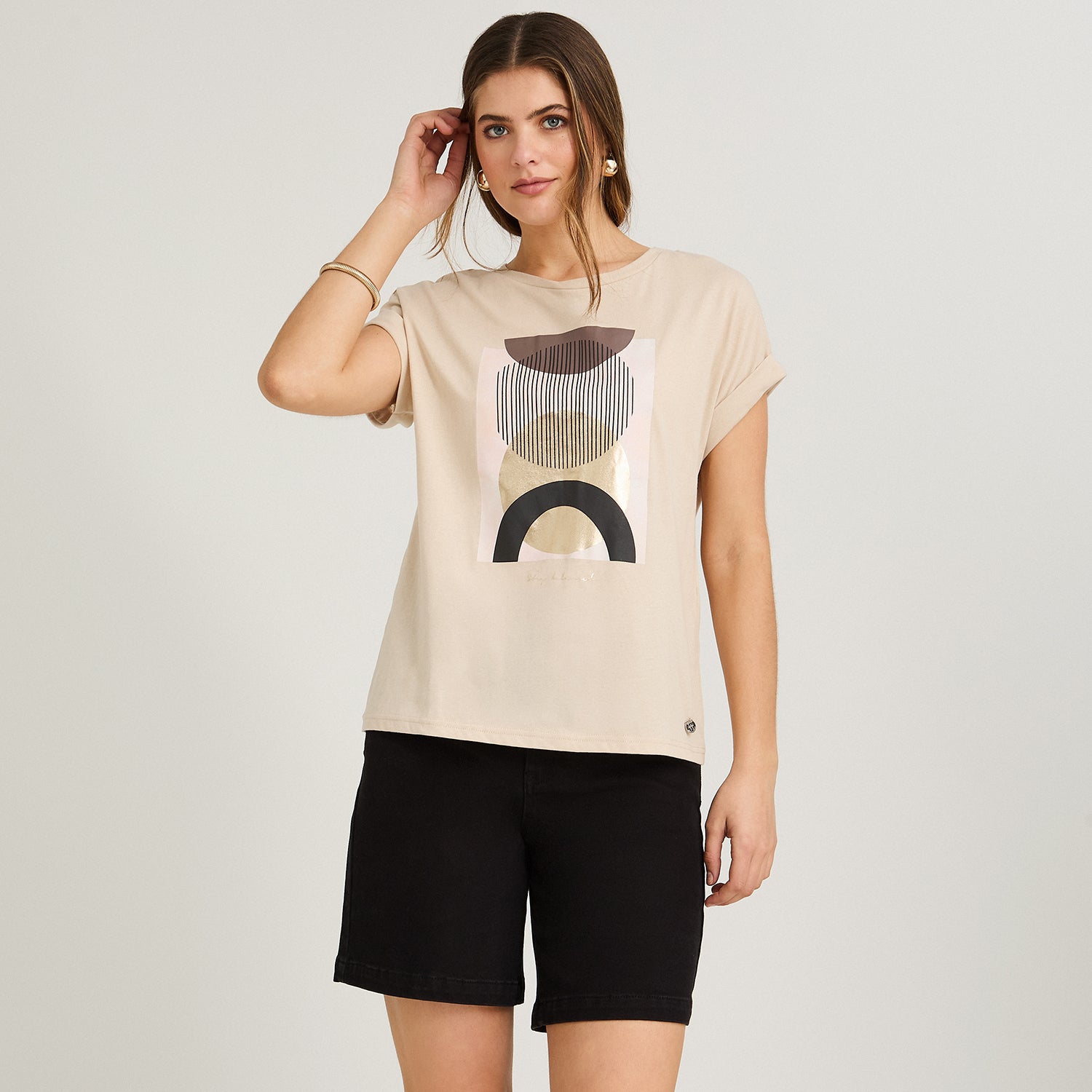 Polera Manga Corta Estampada Beige