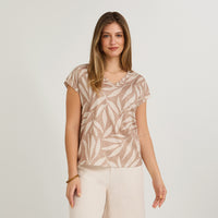 Polera Manga Corta Estampada Camel