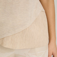 Polera Manga Corta con Aplicación en Faldón Beige