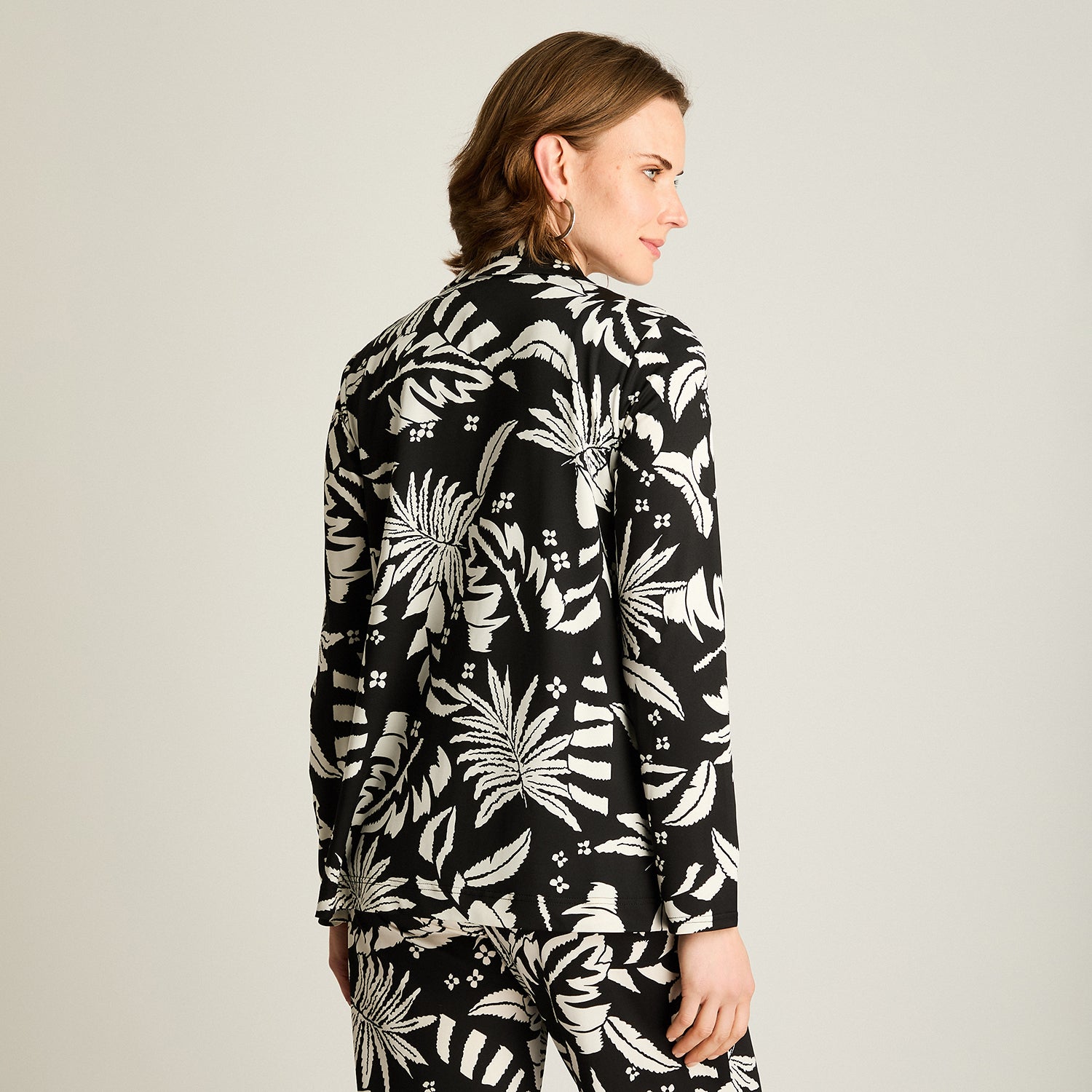 Tapado Negro Estampado Tropical