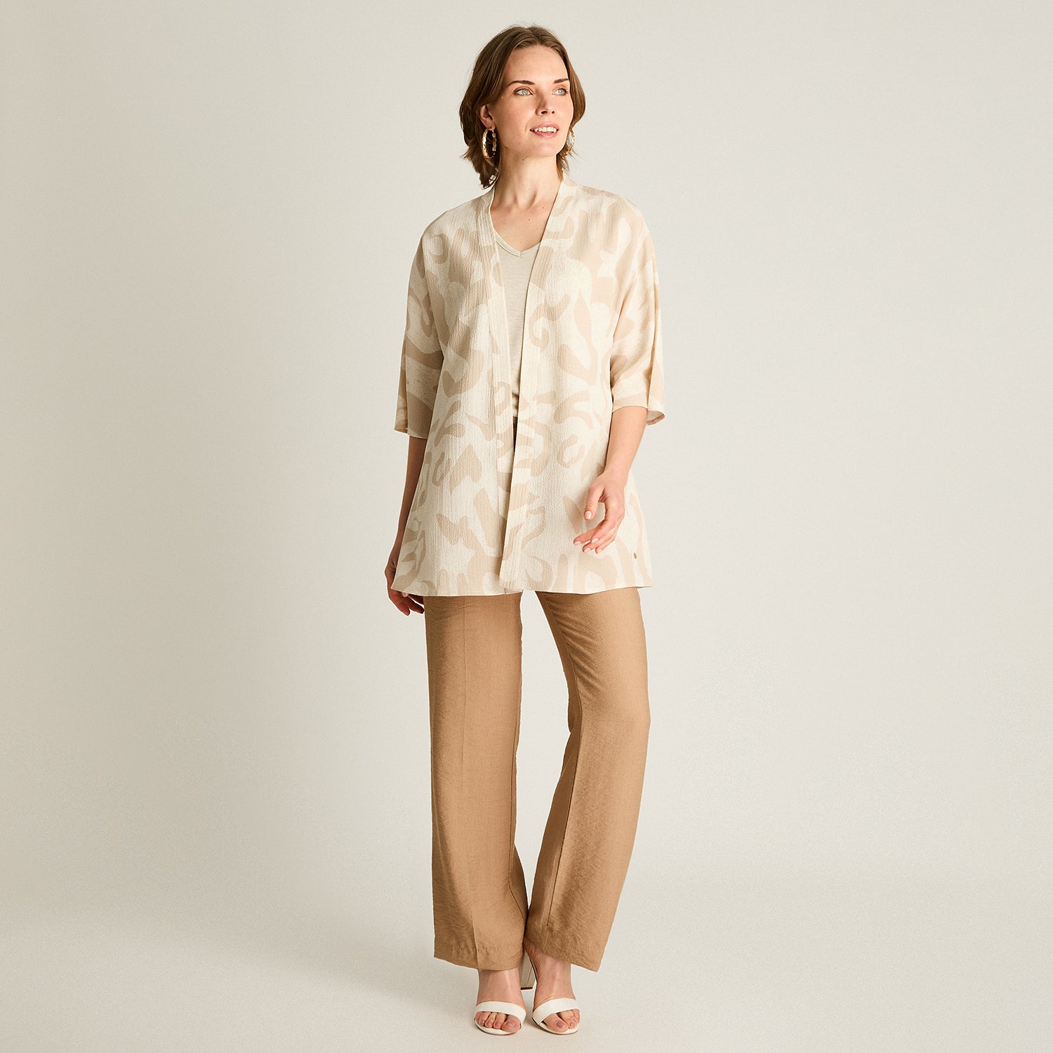Tapado Beige Holgado Estilo Kimono