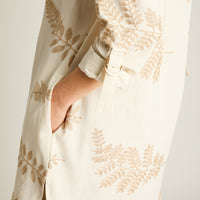 Tapado Beige Manga 3/4 con Estampado Fino