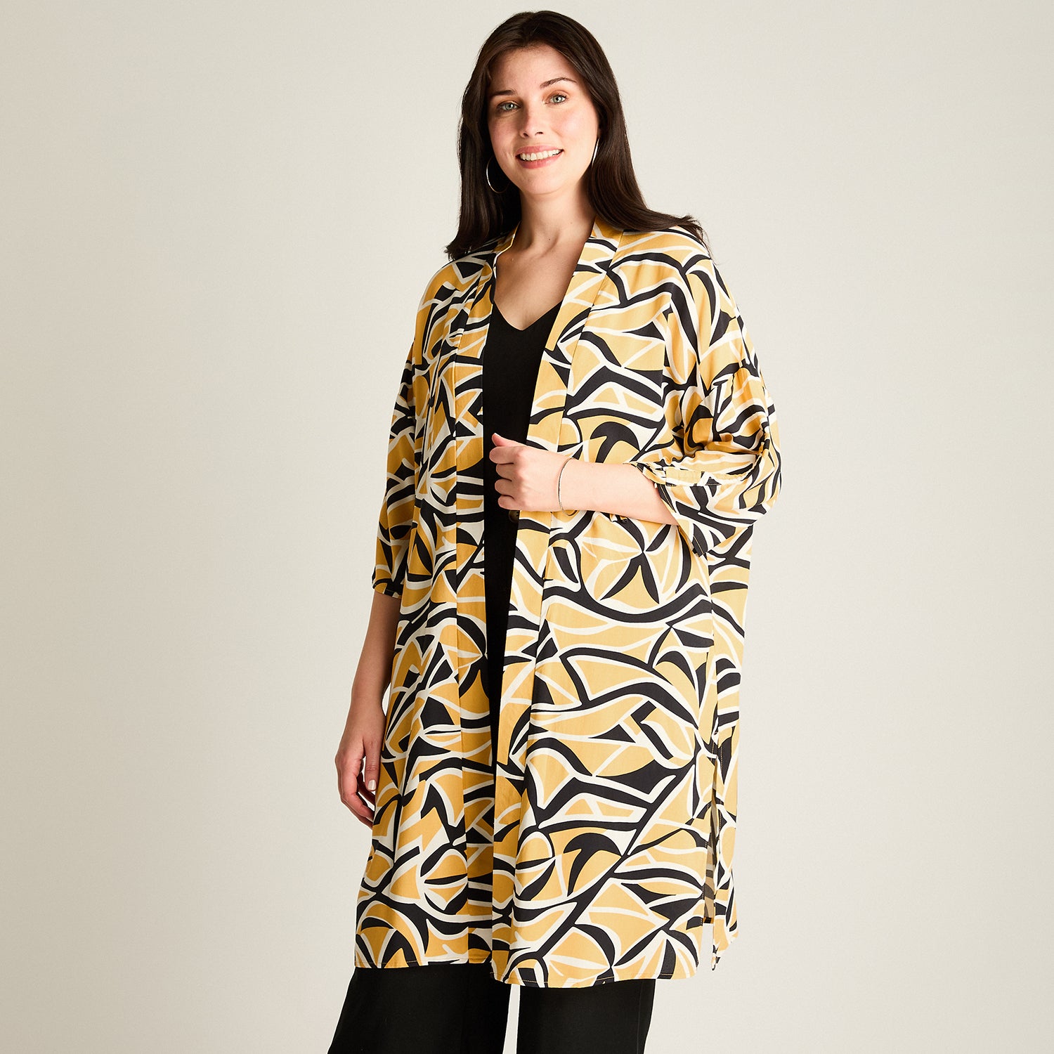 Tapado Mostaza Manga 3/4 No Elasticado Sin Forro Calce Holgado