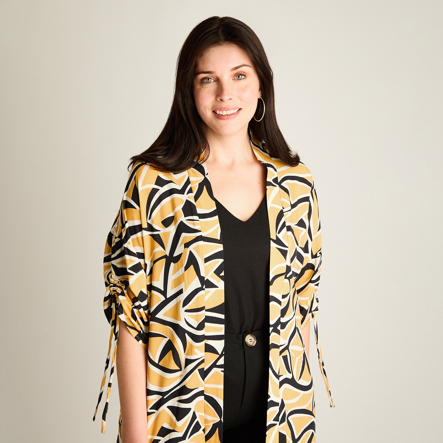 Tapado Mostaza Manga 3/4 No Elasticado Sin Forro Calce Holgado