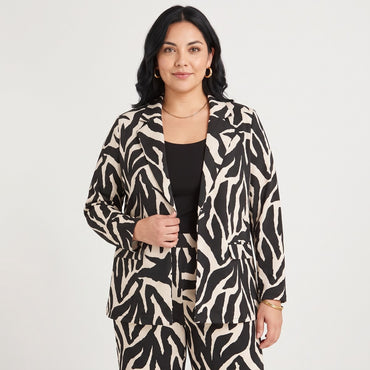 Tapado Polyspandex Estampado Negro en modelo plus size