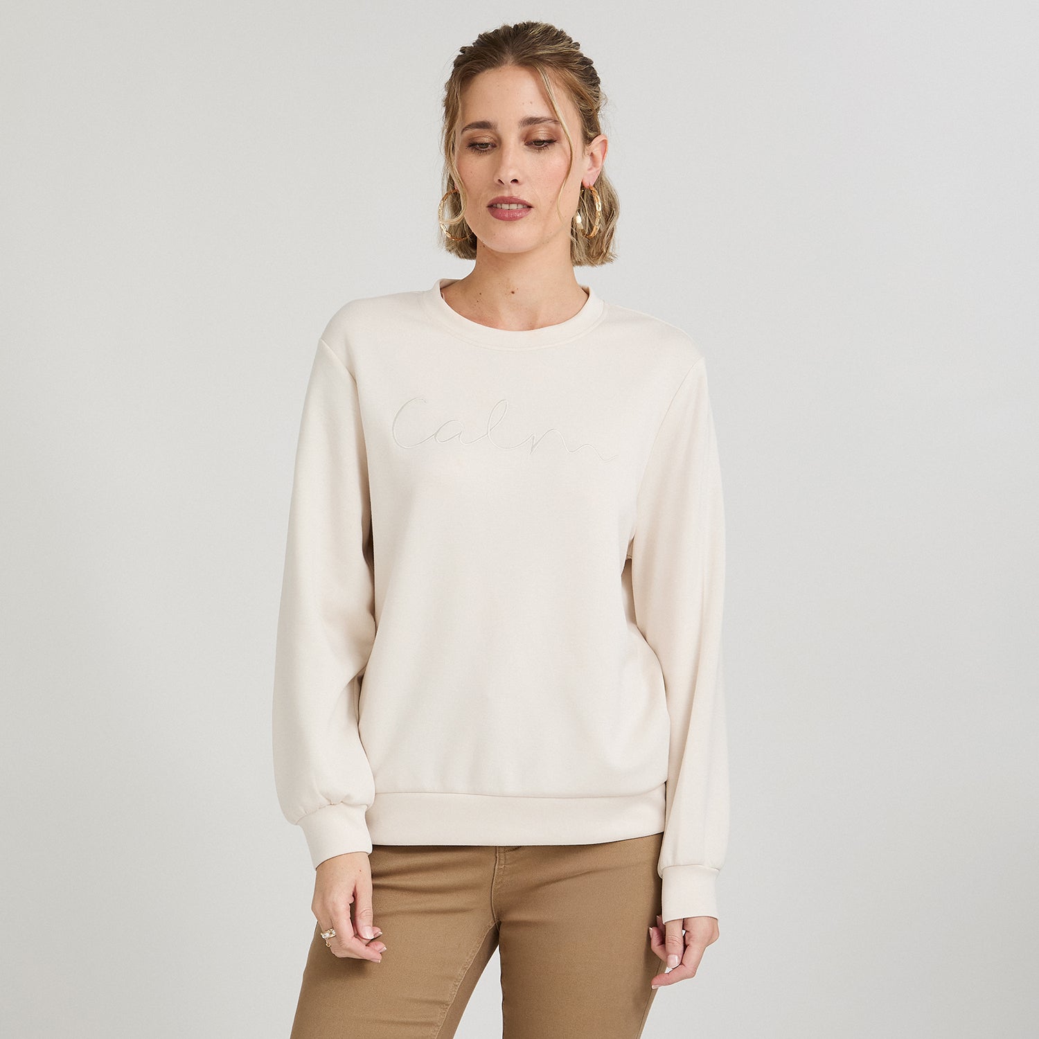 Polerón Algodón Escote Redondo Bordado Beige