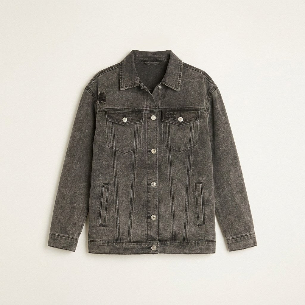 Casaca Mezclilla Gris Oscuro Estilo Oversize Clásica en plano