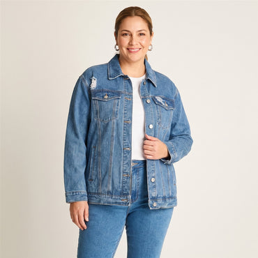 Casaca Mezclilla Azul Oversize Clásica en modelo plus size